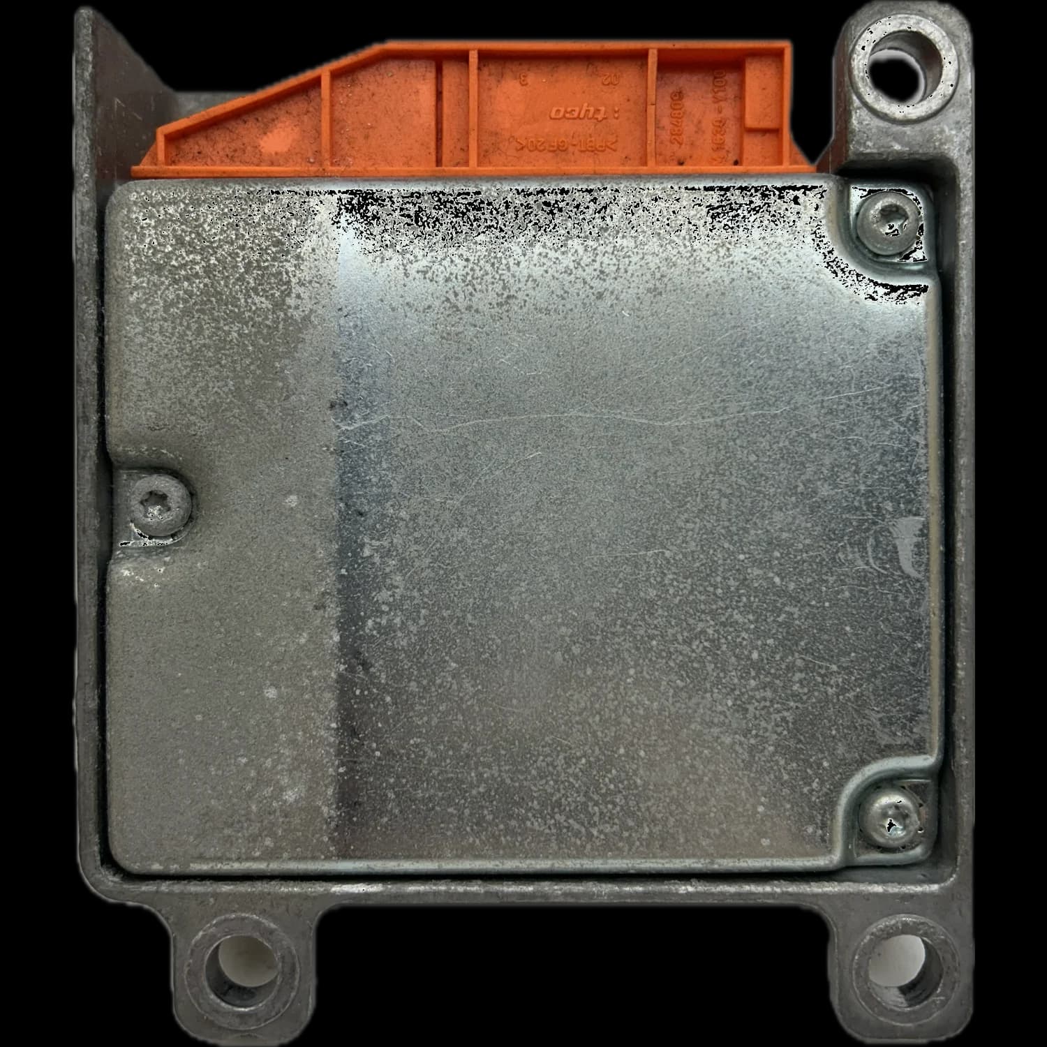Airbagcomputer 0008767V002, Achterkant