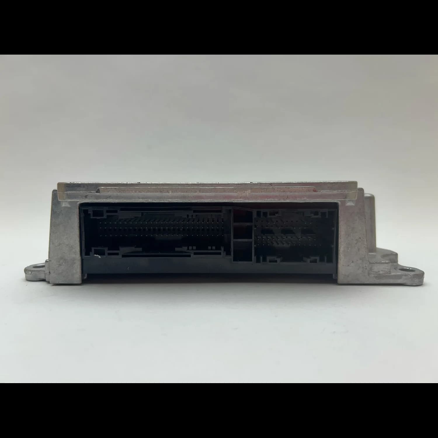 Airbagcomputer P31334279, Stekker