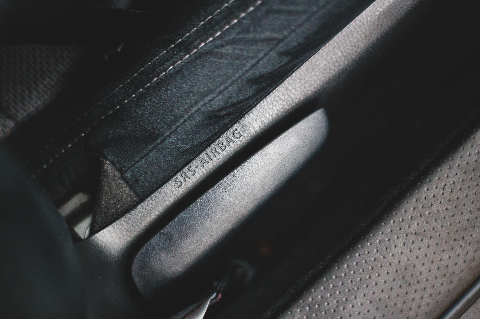 Hyundai Aura airbag-regeleenheid reparatie