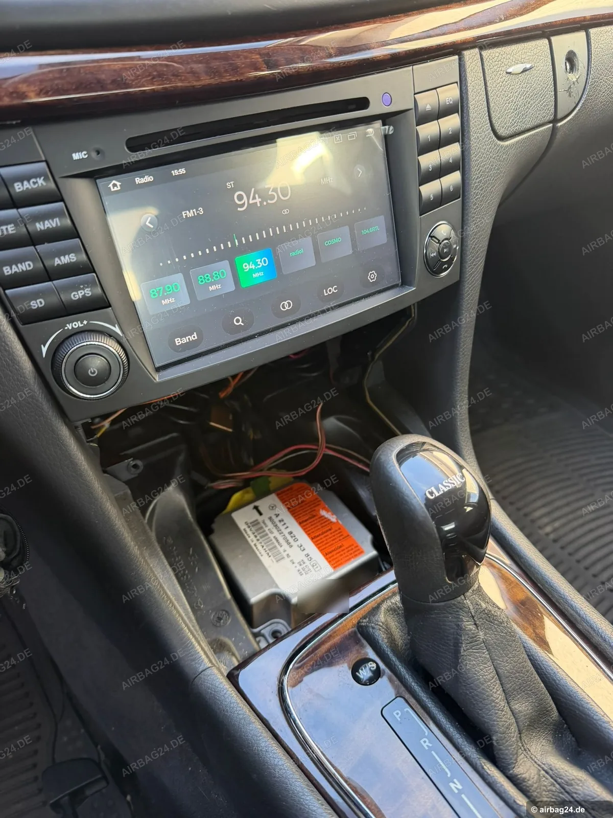 Foto van de inbouwpositie van de airbag-regeleenheid
